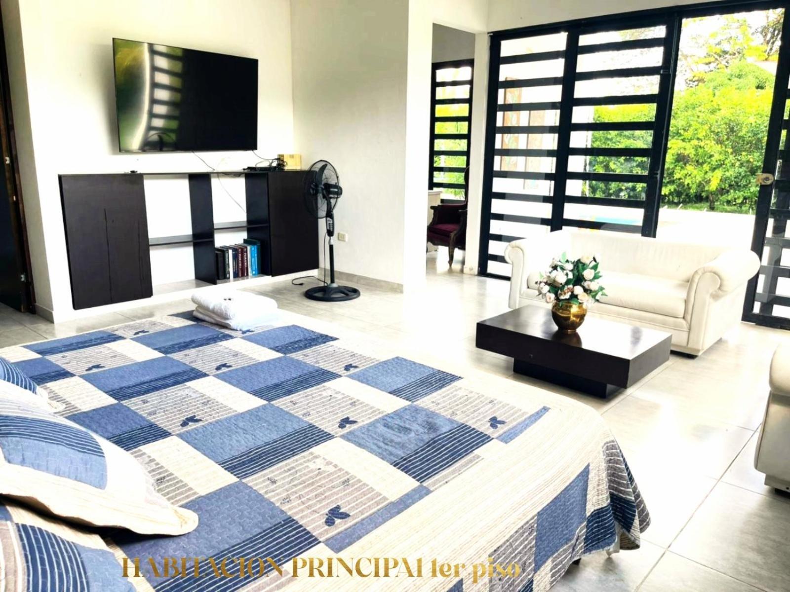 Casarena, Casa Y Campestres En El Llano Holiday home *