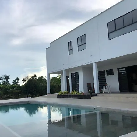 Casarena, Casa Y Apartamentos Campestres En El Llano Villavicencio Exterior foto